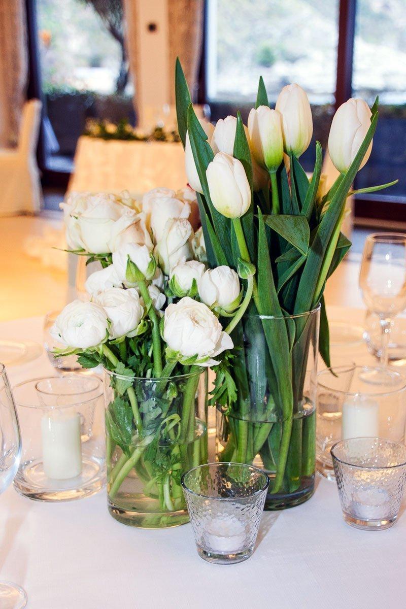 Composizione floreale tavolo ospiti medium